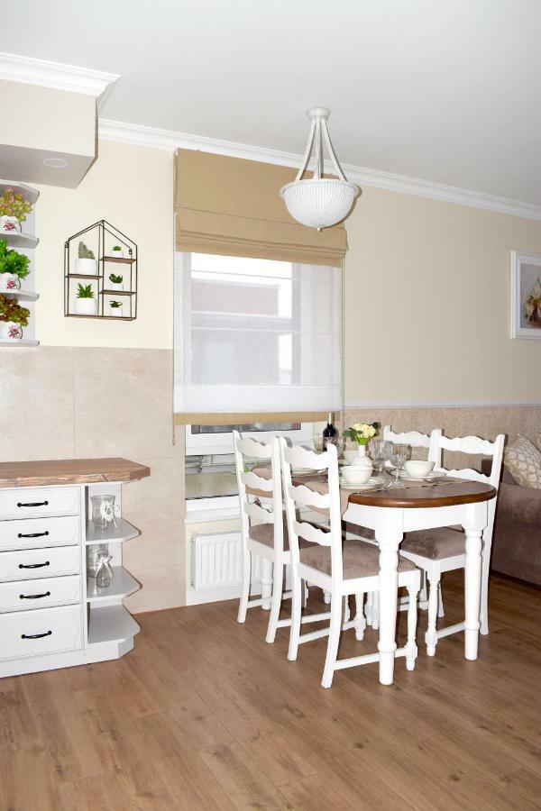 Kolobrzeg Apartament 2 Pokojowy Bursztynowe Apartman Kültér fotó