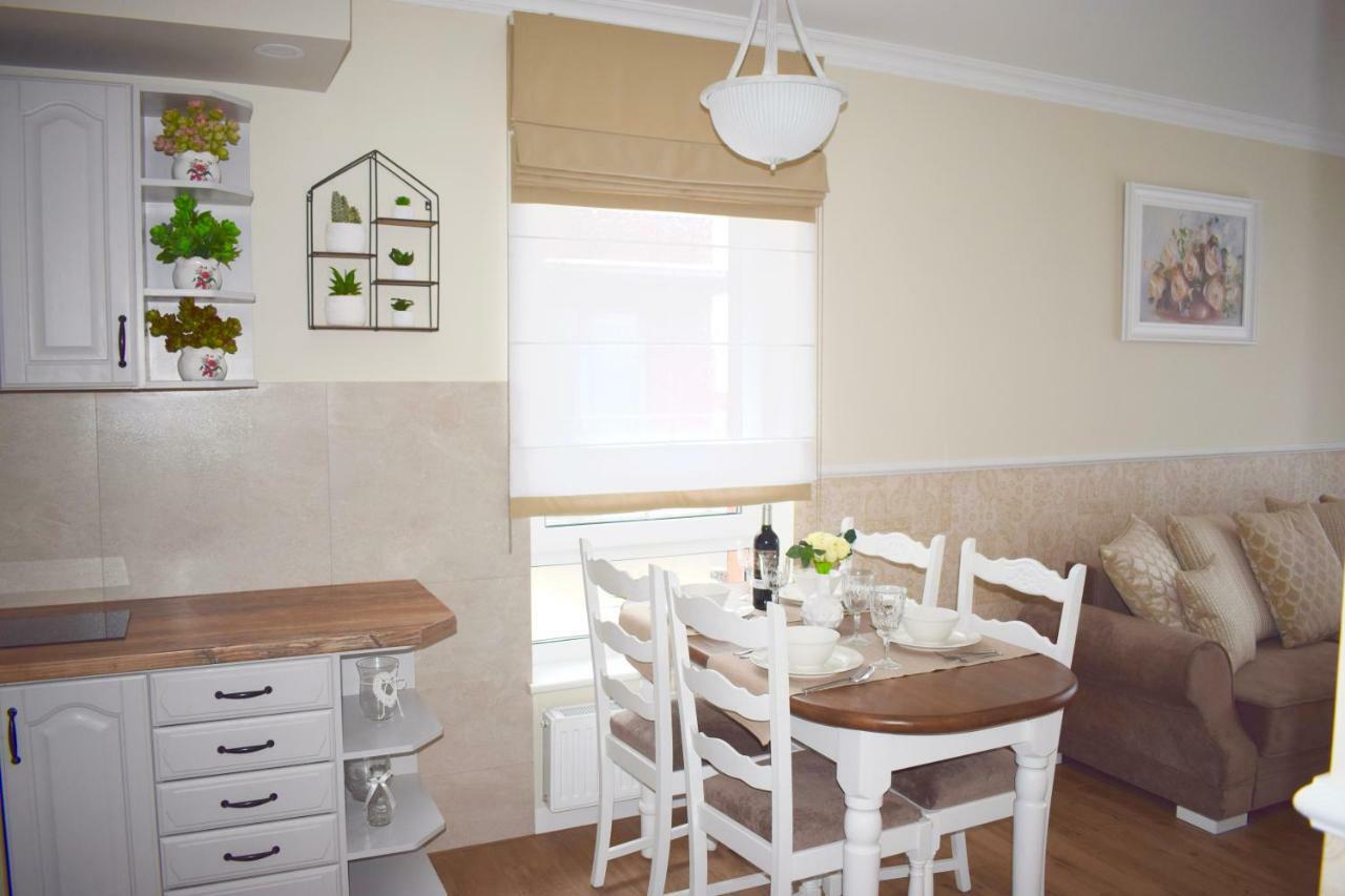 Kolobrzeg Apartament 2 Pokojowy Bursztynowe Apartman Kültér fotó