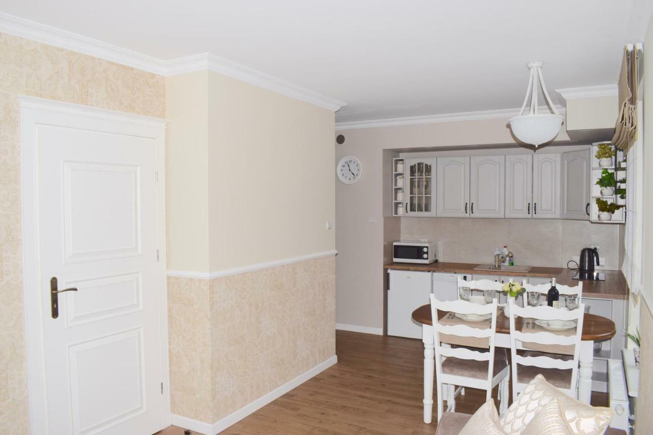 Kolobrzeg Apartament 2 Pokojowy Bursztynowe Apartman Kültér fotó