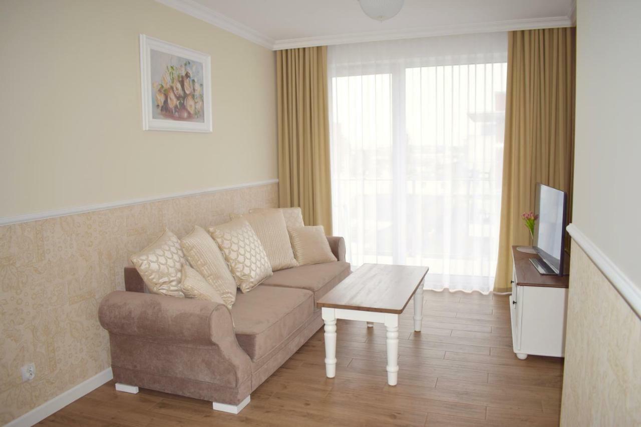 Kolobrzeg Apartament 2 Pokojowy Bursztynowe Apartman Kültér fotó